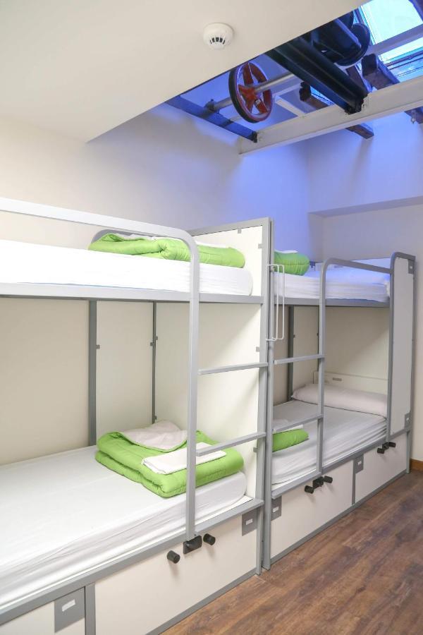 Cats Hostel Madrid Sol Экстерьер фото